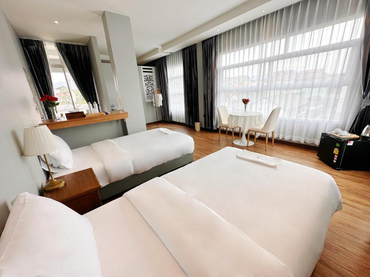 The White House Rachamankha เดอะ ไวท์เฮ้าส์ ราชมรรคา Auberge de jeunesse Chiang Mai