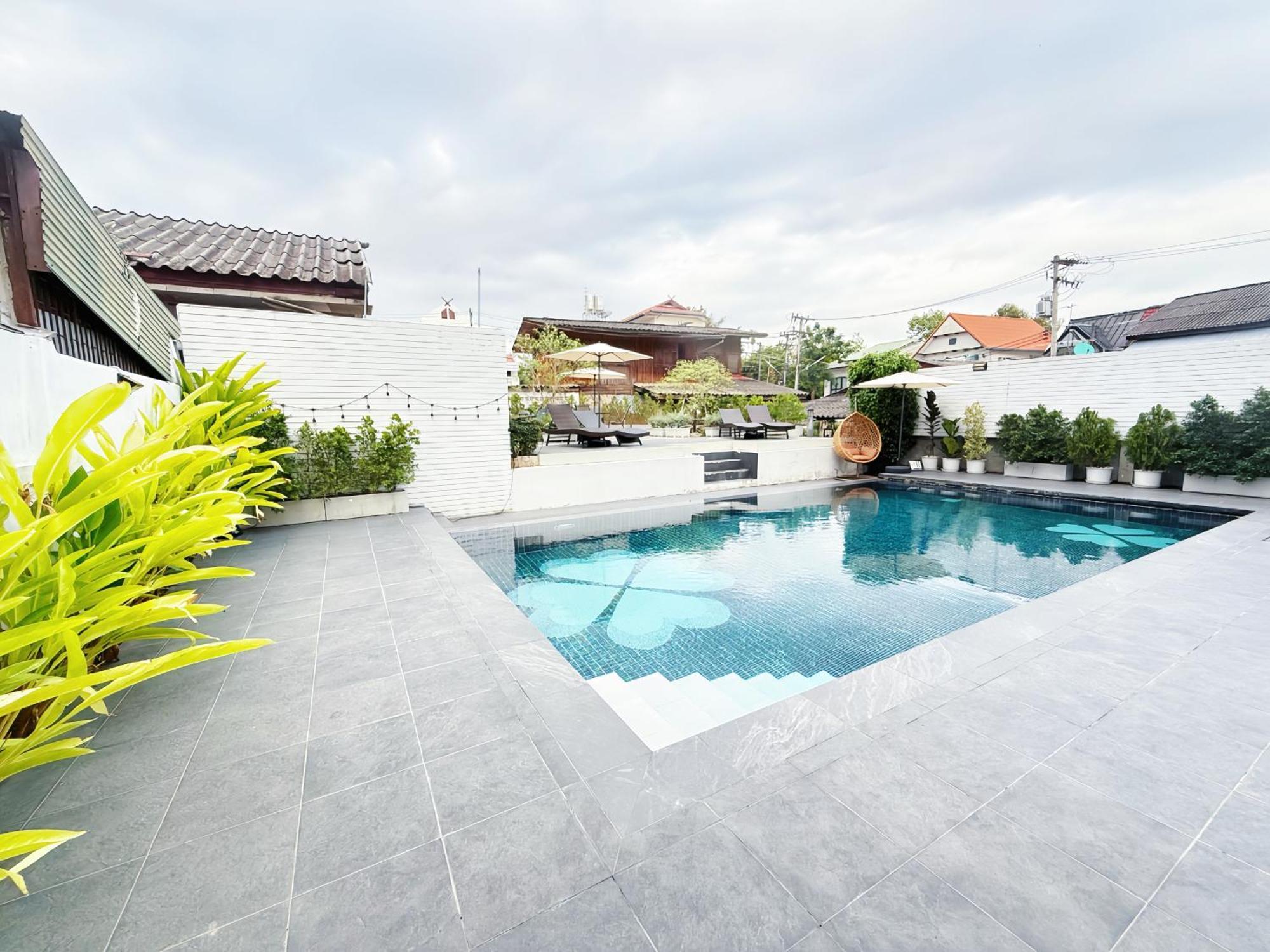 The White House Rachamankha เดอะ ไวท์เฮ้าส์ ราชมรรคา Auberge de jeunesse Chiang Mai